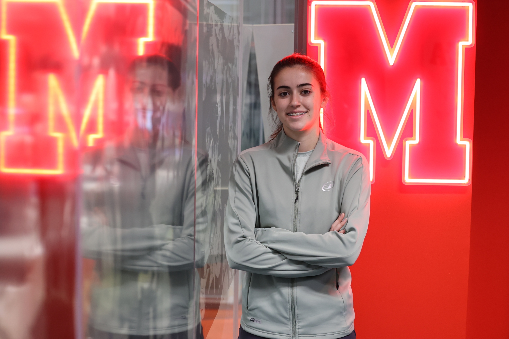 传球次数高 传球次数高